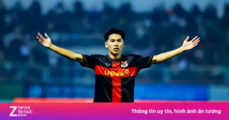 Lê Văn Thuận tỏa sáng, Ninh Bình lội ngược dòng đánh bại HAGL 2-1