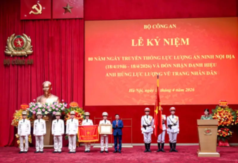 Lực lượng An ninh nội địa đón nhận danh hiệu Anh hùng trong lễ kỷ niệm 80 năm