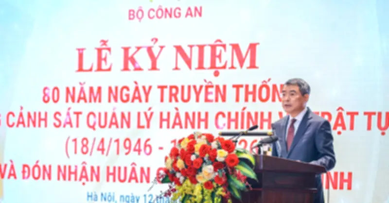 Lực lượng Cảnh sát Quản lý hành chính về trật tự xã hội đón nhận Huân chương Hồ Chí Minh
