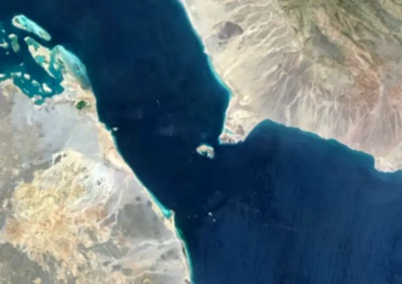 Lực lượng Houthi đe dọa phong tỏa eo biển Bab al-Mandab, đe dọa giao thương toàn cầu