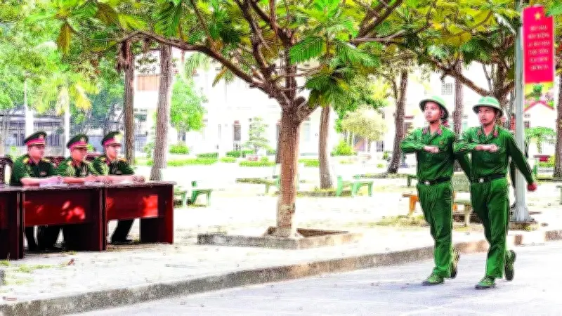 Lực lượng vũ trang TP.HCM đổi mới huấn luyện: Hành quân đêm và phương pháp thực chất