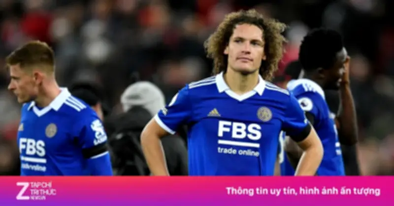 Leicester từ đỉnh vinh quang rơi xuống vực thẳm League One vì khủng hoảng tài chính