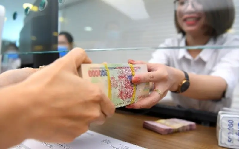 Lãi suất 6 tháng cao nhất 8,7%, gửi 600 triệu đồng nhận về bao nhiêu?