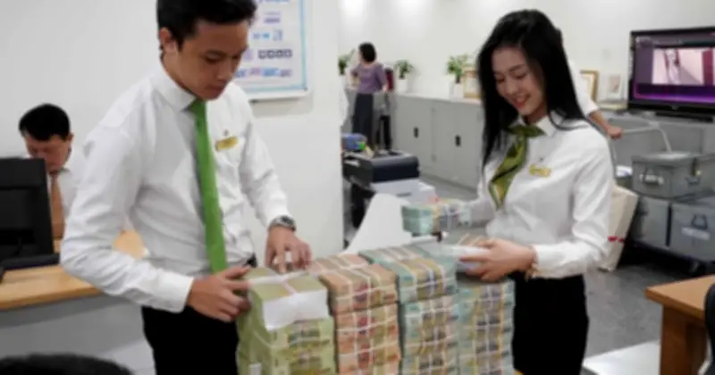 Lãi suất vay tín chấp tăng cao, dao động từ 20-45%/năm trong năm 2026