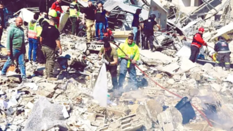 Liban Tuyên Bố Quốc Tang Sau Không Kích Israel, Hàng Trăm Người Thương Vong