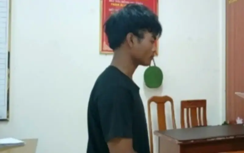 Lâm Đồng: Khởi tố, tạm giam hai thanh niên giả danh công an cướp tài sản