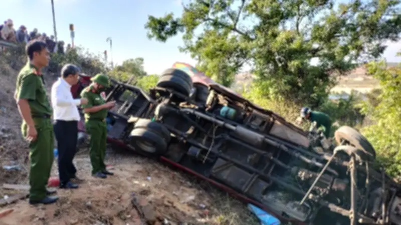 Lâm Đồng: Xe Khách Lật Xe Trên Đường ĐT.715, 4 Người Tử Vong, Thủ Tướng Chỉ Đạo Khẩn