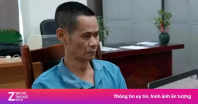 Lào Cai: Bắt quả tang đối tượng mang súng quân dụng đi tiêu thụ, khởi tố hai bị can