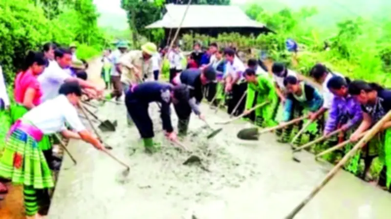 Lào Cai đẩy mạnh đầu tư hạ tầng giao thông nông thôn, thúc đẩy phát triển kinh tế - xã hội