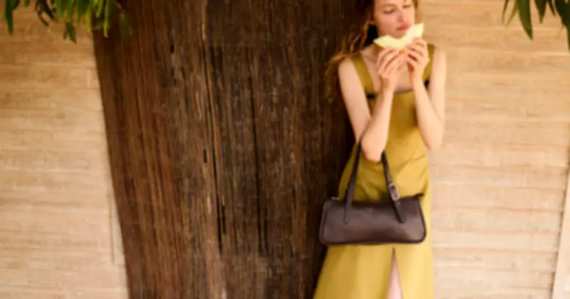 Longchamp ra mắt túi Looong Hè 2026: Phụ kiện đương đại cho nhịp sống đô thị