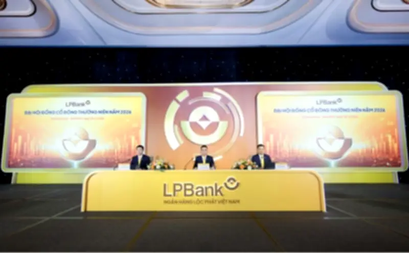 LPBank thông qua thành lập ngân hàng con tại VIFC và chia cổ tức 30% tiền mặt