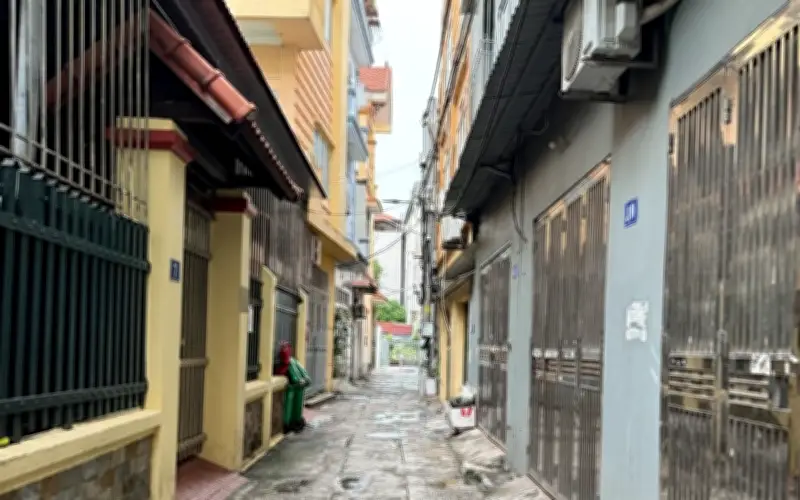 Lưu ý phong thủy quan trọng khi mua nhà trong ngõ hẻm để tránh rủi ro