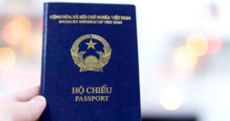 Luật Mới Về Hộ Chiếu Công Dân Việt Nam: Quy Định Rõ Hộ Chiếu Rút Gọn Và Ứng Dụng Công Nghệ Số
