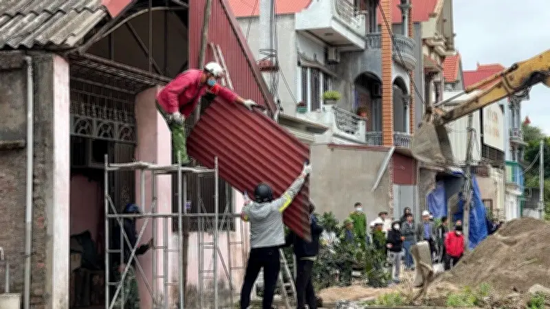 Luật sư giải đáp: Bồi thường nhà ở khi thu hồi đất phụ thuộc vào hiệu lực giấy phép xây dựng