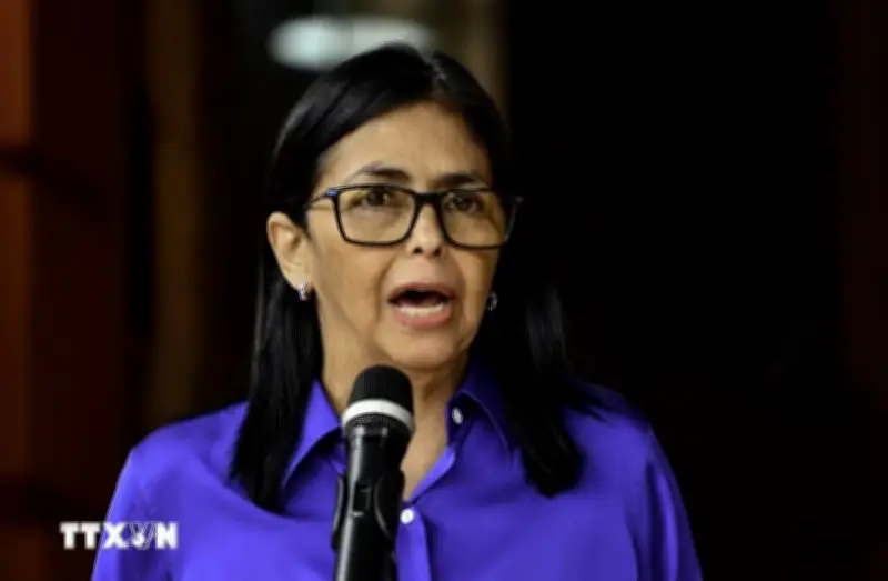 Mỹ dỡ bỏ trừng phạt đối với Tổng thống lâm thời Venezuela