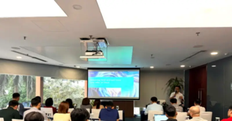 Mô Hình Làm Việc Linh Hoạt Đòi Hỏi Hạ Tầng CNTT Đạt 'Yêu Cầu Kép'