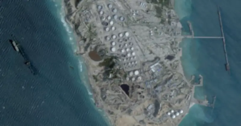 Mỹ không kích đảo Kharg của Iran, nhắm vào boongke và kho đạn quân sự