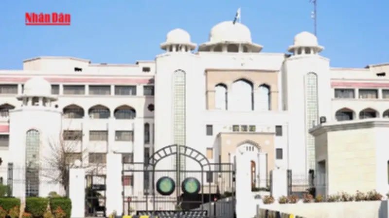 Đàm phán Mỹ - Iran tại Pakistan đối mặt nguy cơ đổ vỡ, căng thẳng leo thang