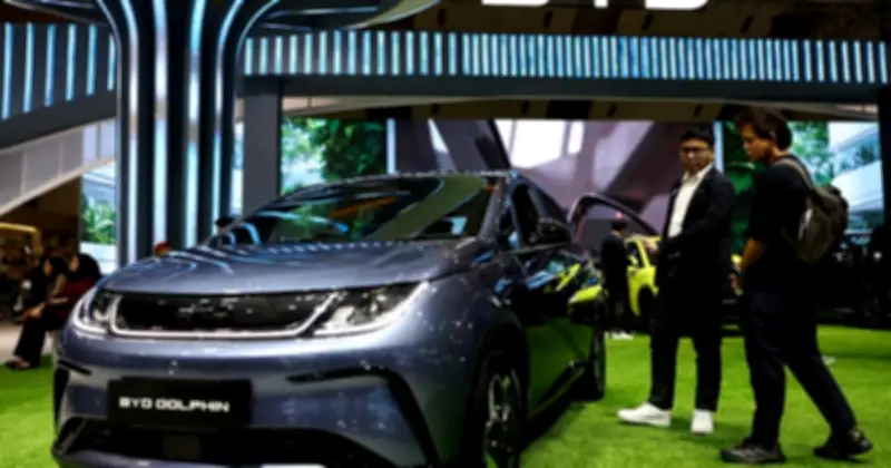 Mỹ Siết Chặt, Đề Xuất Cấm Cửa Xe Trung Quốc Vì Lo Ngại An Ninh