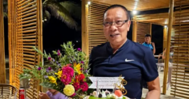 MC Lại Văn Sâm xúc động chúc mừng VTV3 tròn 30 tuổi: 'Bạn là tình yêu của tôi'