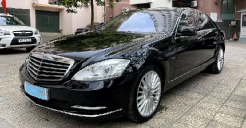 Mercedes S500 2011 giá chỉ 600 triệu, ngang ngửa Toyota Vios mới