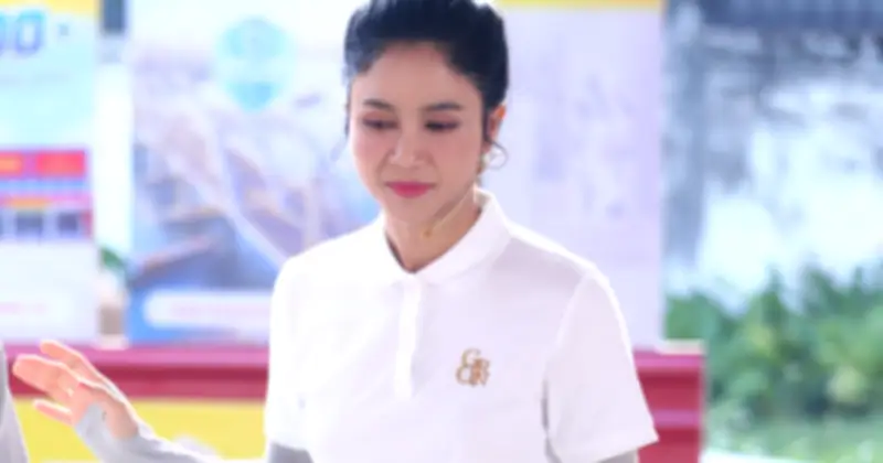 Mái Ấm Gia Đình Việt Tập 182: Nghệ Sĩ Xúc Động Trước Câu Chuyện Bà Cháu Nghèo Vượt Khó