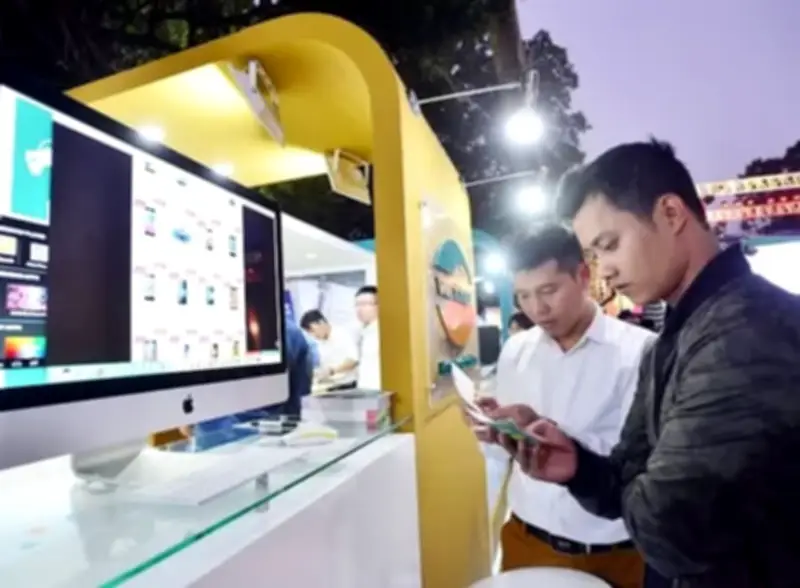 Miễn Hóa Đơn Điện Tử Cho Hộ Kinh Doanh Nhỏ: Cơ Hội Hay Thách Thức Quản Lý?