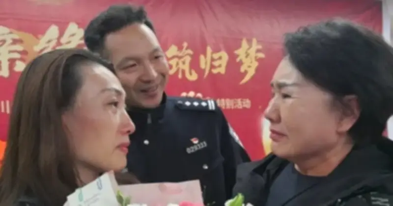 Mất con sau 5 ngày sinh, người mẹ vỡ òa ngày đoàn tụ sau 40 năm