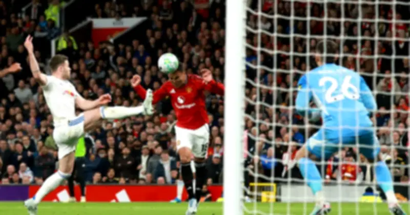 M.U Thất Bại Trước Leeds, Cuộc Đua Champions League Thêm Căng Thẳng