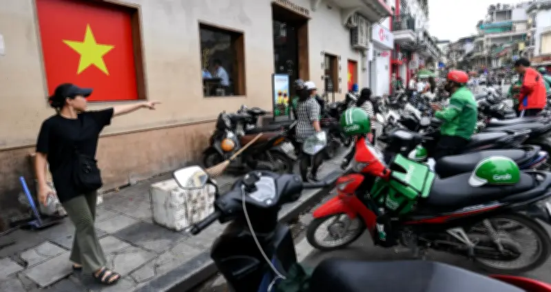 Muôn kiểu đối phó sau đợt dẹp vỉa hè ở trung tâm Hà Nội