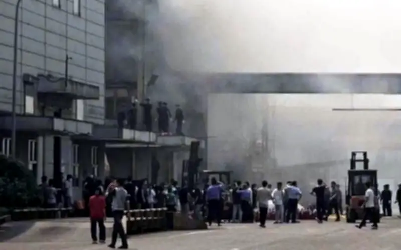 Nổ bình khí nén tại công ty điện tử ở Bắc Ninh, lực lượng cứu hộ khẩn trương ứng phó