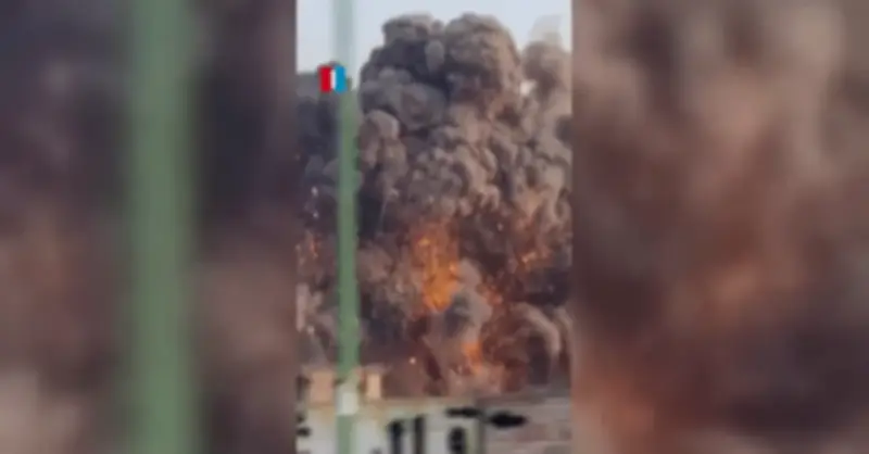 Nổ lớn ở miền Trung Iran, Trung Quốc đổ lỗi Mỹ-Israel vụ động eo biển Hormuz