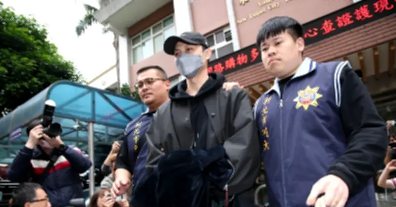 Nam ca sĩ 37 tuổi thừa nhận làm giả bệnh án để trốn nghĩa vụ quân sự