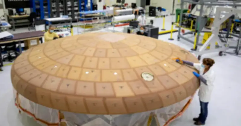 NASA quyết định sử dụng tấm chắn nhiệt cũ cho Artemis 2 bất chấp sự cố trước đó