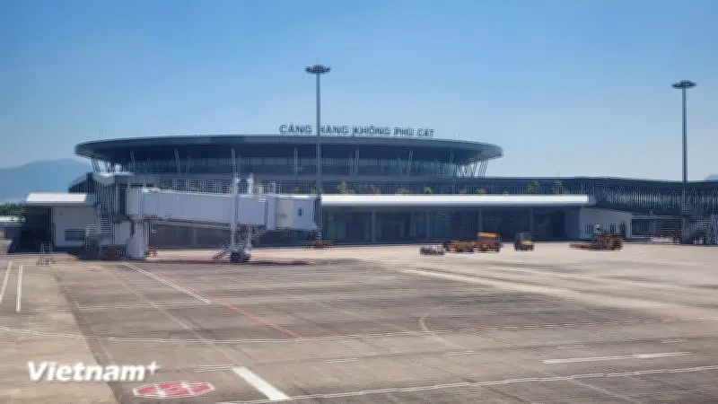 Đường băng số 2 sân bay Phù Cát sẽ hoàn thành ngay trong tháng sau tới