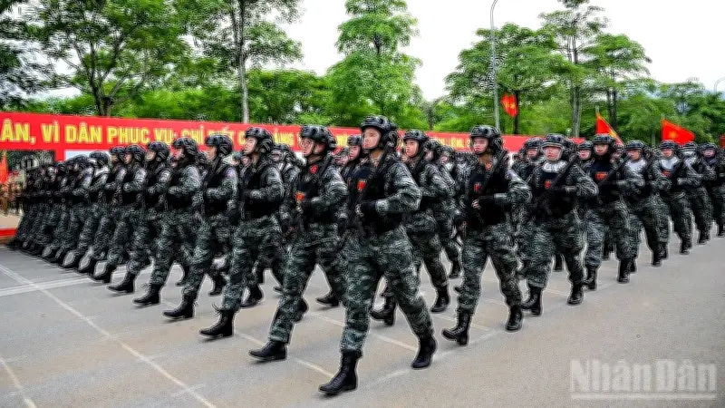 Đảng Cộng sản Việt Nam lãnh đạo vượt qua thách thức an ninh phi truyền thống