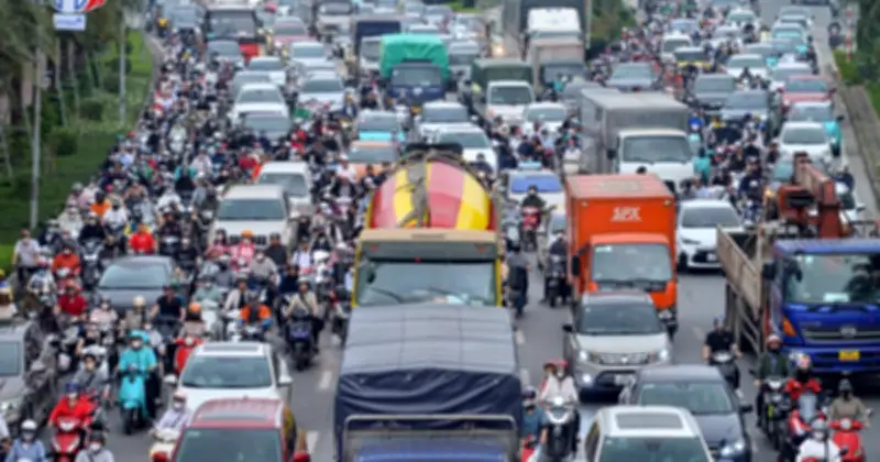 Đường gom đại lộ Thăng Long ùn tắc nghiêm trọng do thi công tuyến metro số 5