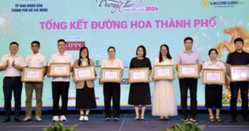 Đường hoa Nguyễn Huệ 2026: Vinh danh đóng góp, đón 2,2 triệu khách