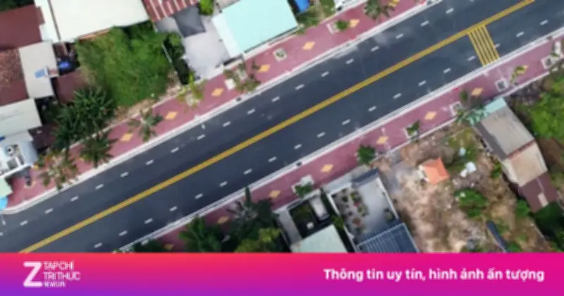 Đường Lê Chí Dân TP.HCM: Đầu tư ngàn tỷ nhưng vạch kẻ gây 'dở khóc dở cười'