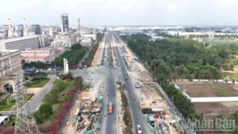 Đồng Nai: Giá vật liệu tăng cao đe dọa tiến độ các dự án giao thông trọng điểm