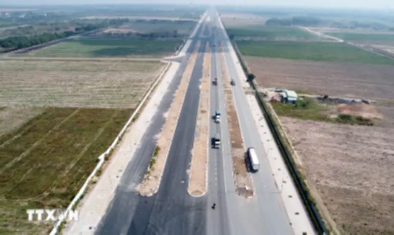 Đồng Nai đầu tư 110.000 tỷ đồng xây 3 tuyến giao thông động lực kết nối vùng