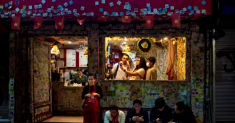 Đường Phố Hà Nội Hiện Lên Đẹp Nao Lòng Qua Ống Kính Nhiếp Ảnh Gia 9X