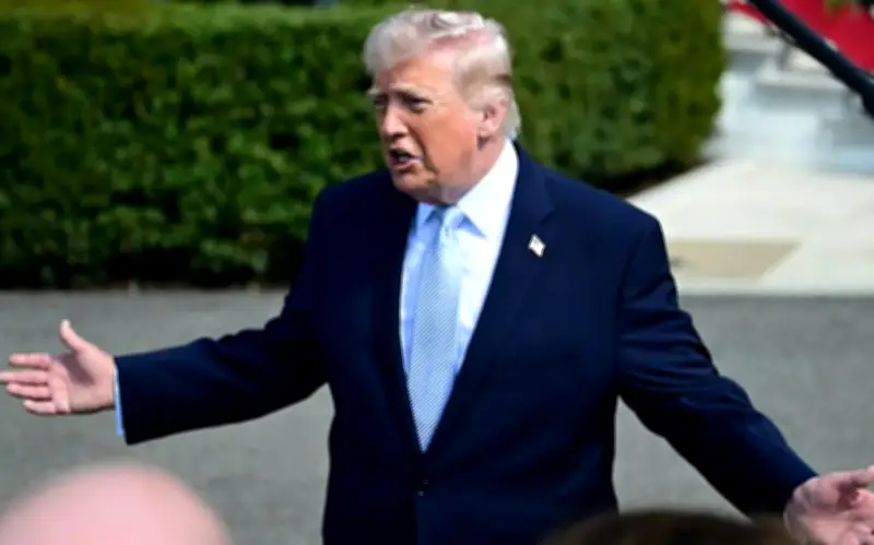 Ông Trump Cảnh Báo Iran, Đe Dọa Thỏa Thuận Ngừng Bắn Mong Manh