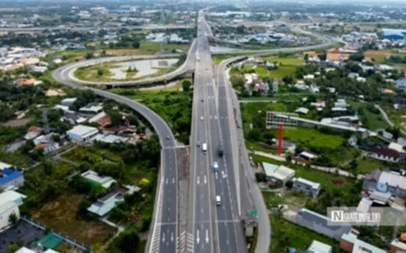 Đường Vành đai 3 TP.HCM đoạn Tây Ninh hiện hữu rõ nét, tiến độ thi công khẩn trương
