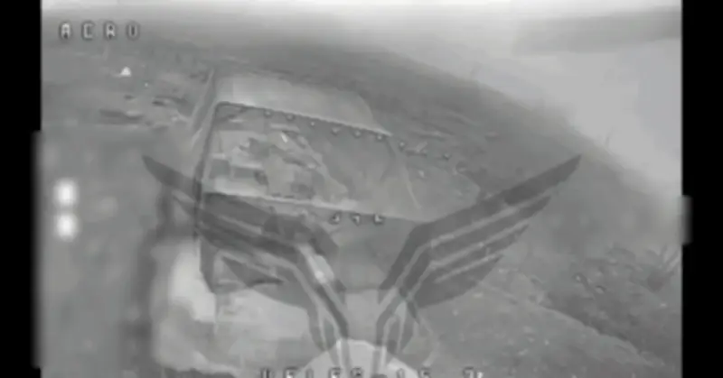 Nga công bố hình ảnh FPV thiêu cháy xe tăng M1A1 Abrams của Ukraine