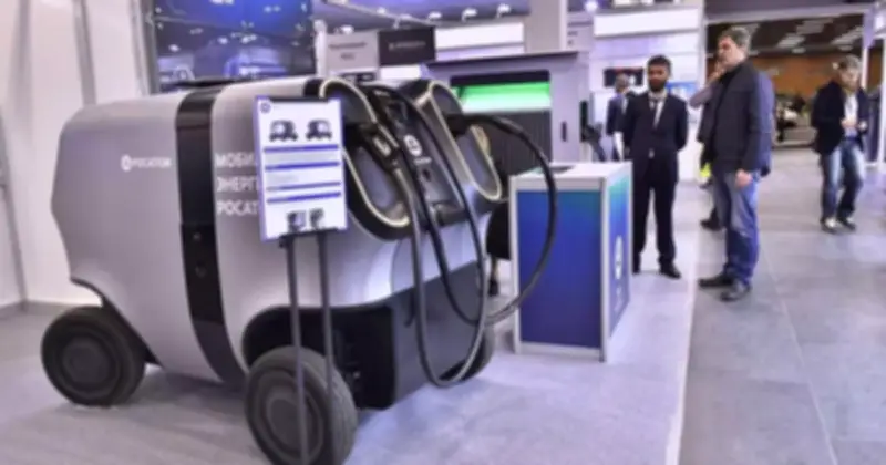 Nga ra mắt robot sạc xe điện tự hành, giải pháp linh hoạt cho đô thị