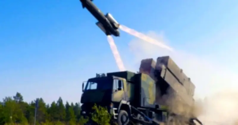 Nga - Ukraine Giao Tranh Ác Liệt, UAV Bị Bắn Hạ Hàng Loạt, Cảng Dầu Nga Bị Tấn Công