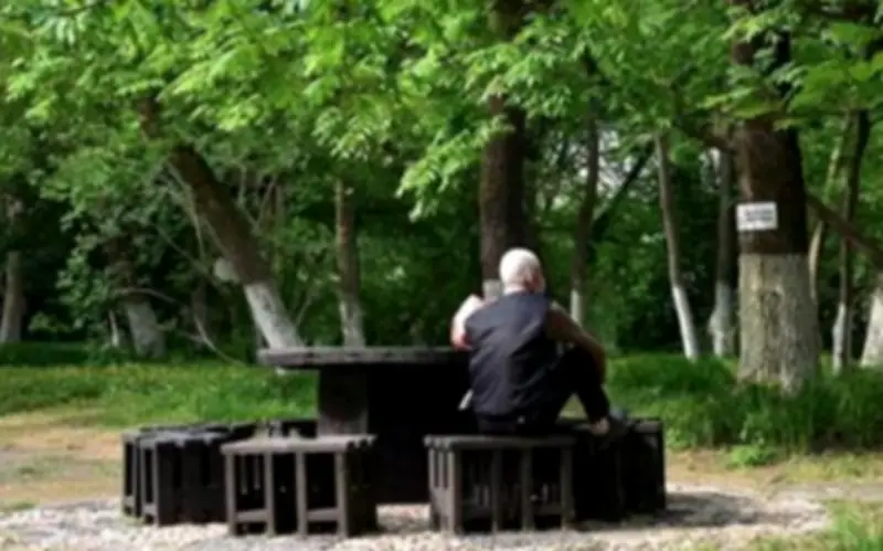 Nghe Lời Vợ, Quyết Định Một Điều Giúp Tránh Cảnh Tuổi Già Phụ Thuộc Con Cái