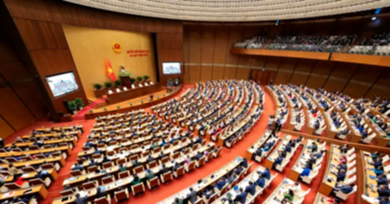 Nghiên cứu tổng kết sửa đổi Hiến pháp phù hợp thực tiễn Việt Nam