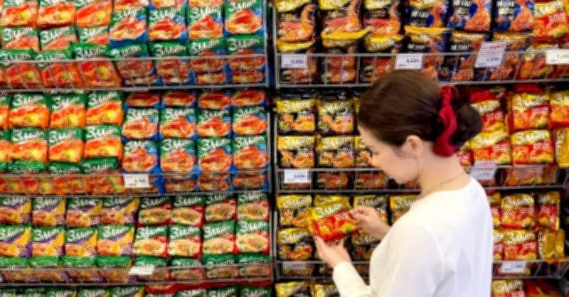 Người dân đối mặt với 'biến phí' vô hình trong bối cảnh giá cả leo thang